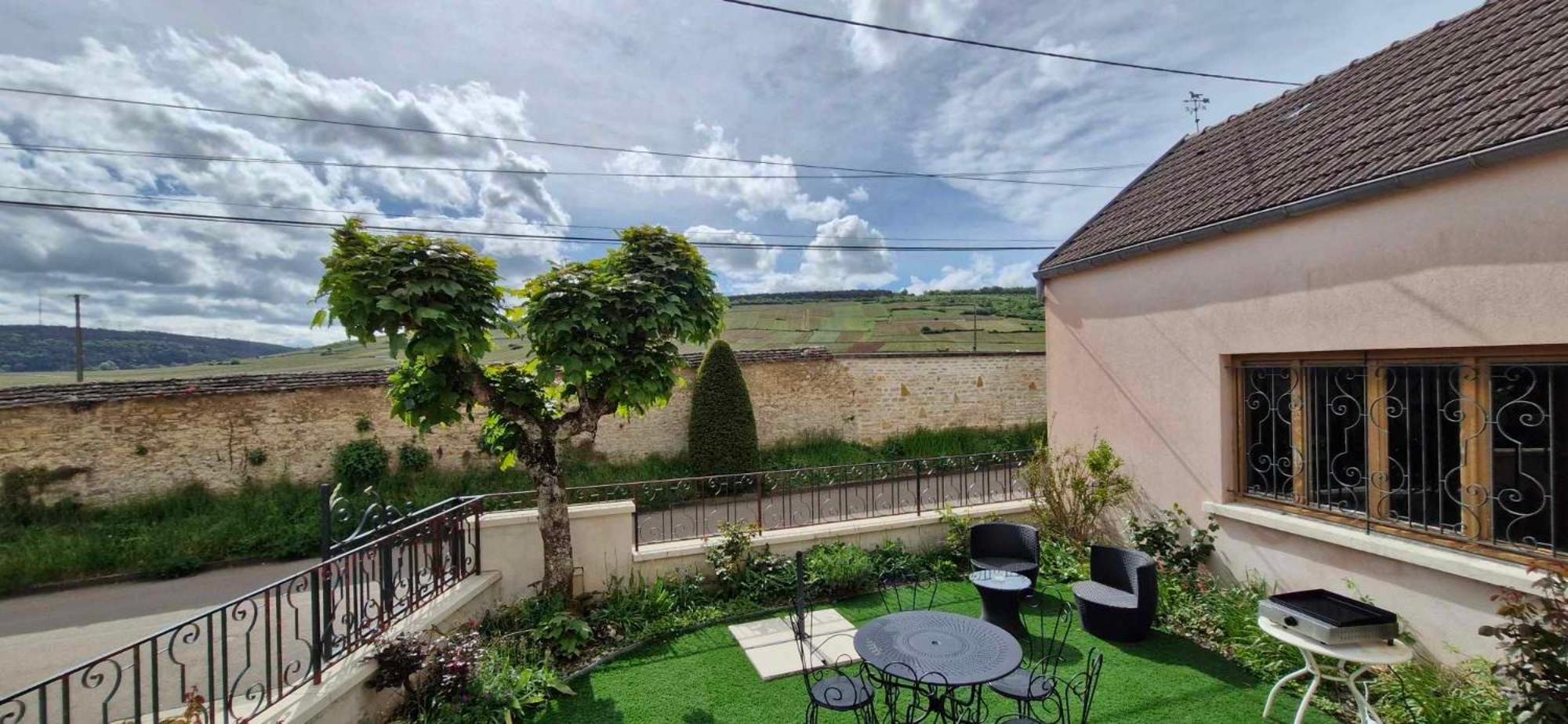 Maison Au Pied Des Vignes Vosne-Romanée Exteriör bild
