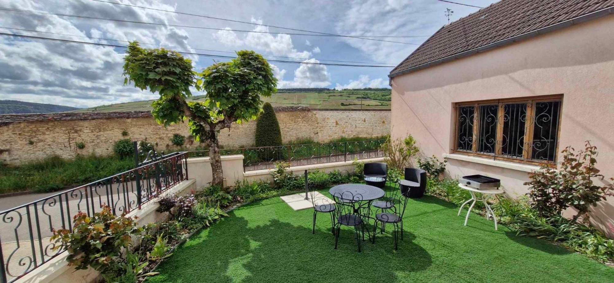 Maison Au Pied Des Vignes Vosne-Romanée Exteriör bild